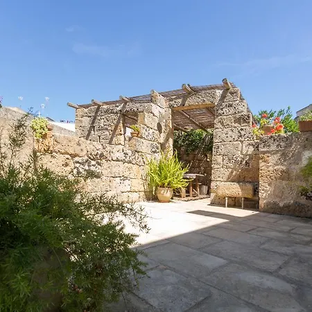 Corte Dei Profumi Corsano (Apulia)